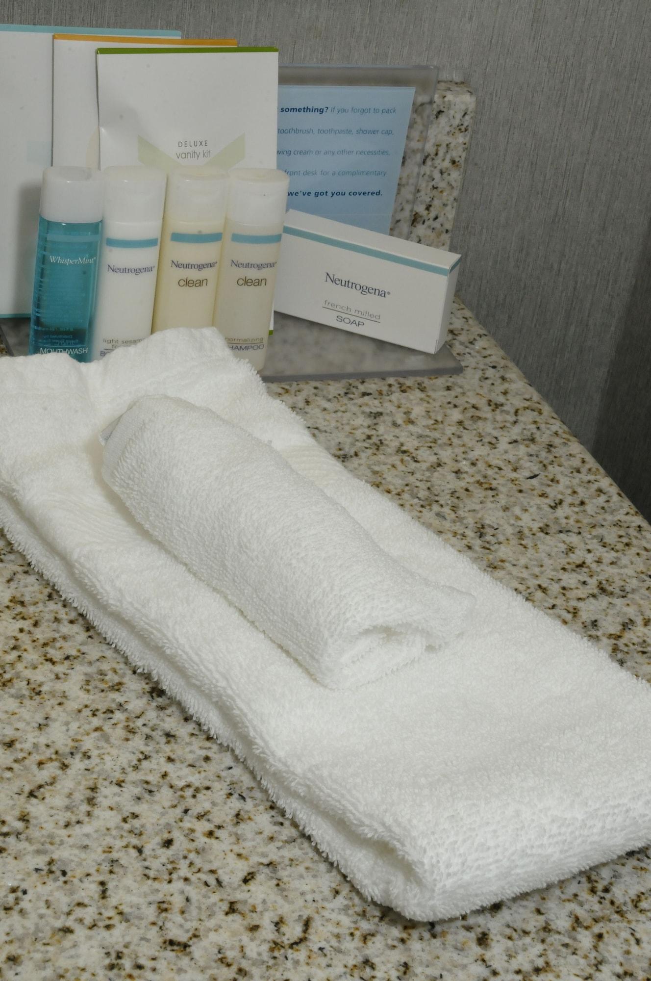 Hampton Inn & Suites Redding Eksteriør billede