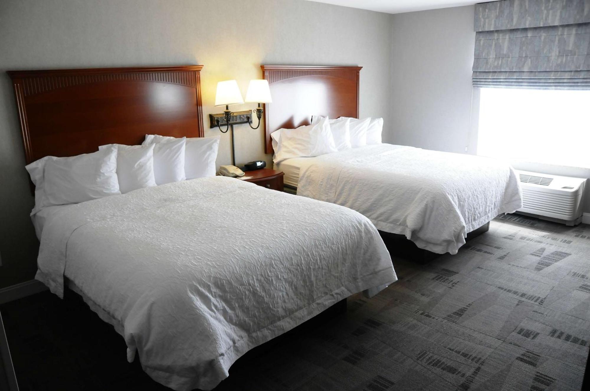 Hampton Inn & Suites Redding Eksteriør billede