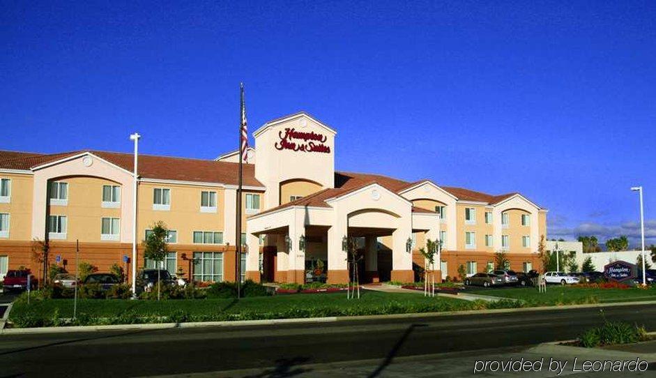 Hampton Inn & Suites Redding Eksteriør billede